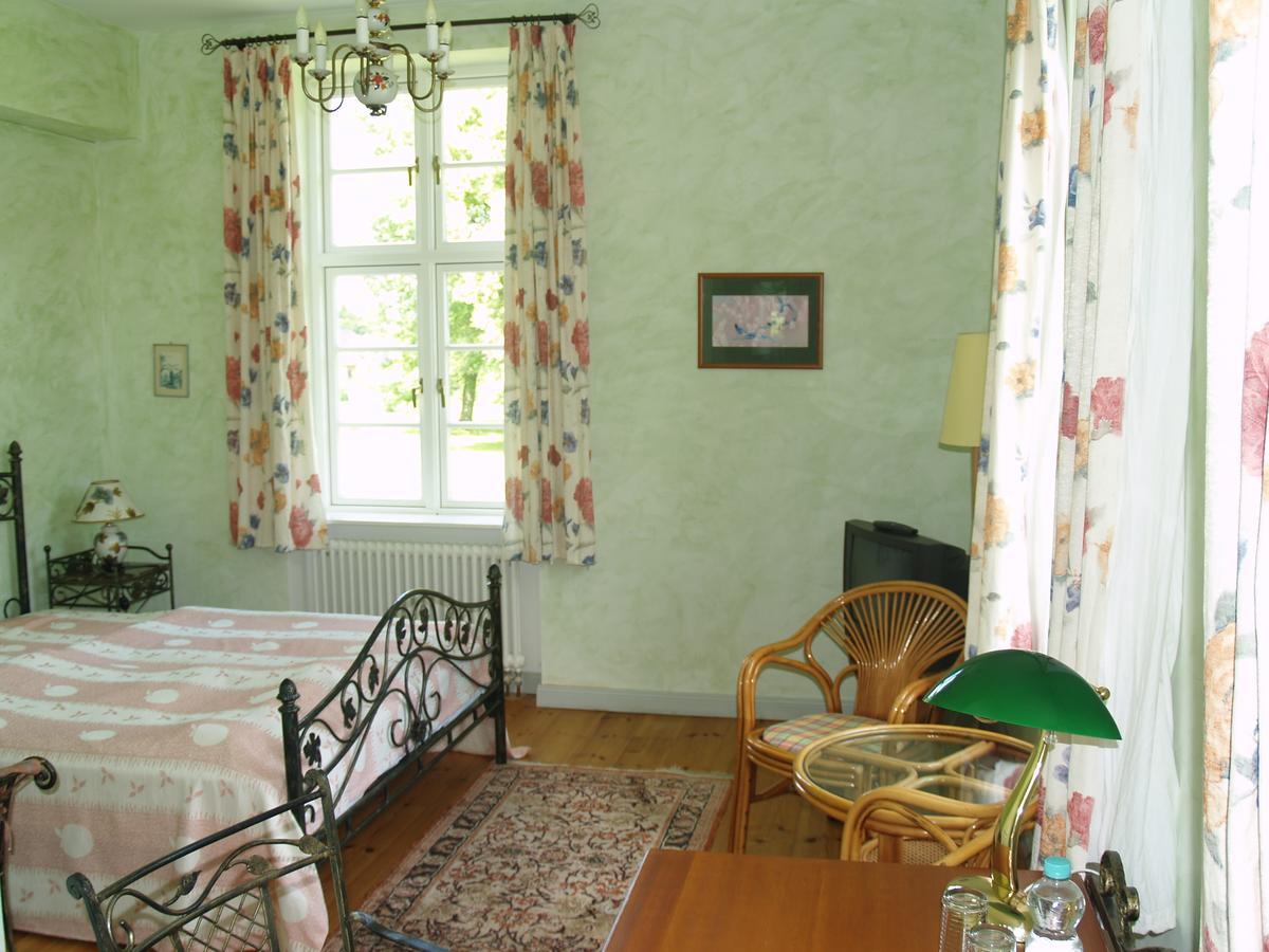 Landhaus Schloss Koelzow Kolzow Extérieur photo